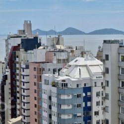 Apartamentos com 101m², 3 quartos, 1 suíte, 1 garagem, no bairro Centro em Florianópolis