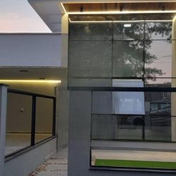 Casa Residencial com 200m², 3 quartos, 1 suíte, no bairro Cidade Universitaria Pedra Branca em Palhoça