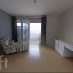 Casa Residencial com 440m², 3 quartos, 1 suíte, no bairro João Paulo em Florianópolis