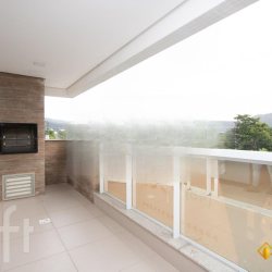 Apartamentos com 96m², 3 quartos, 1 suíte, 2 garagens, no bairro Itacorubi em Florianópolis