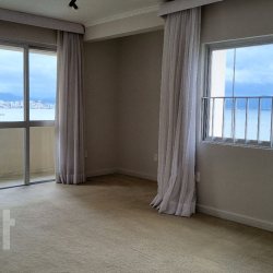 Apartamentos com 208m², 4 quartos, 3 suítes, 4 garagens, no bairro Agronômica em Florianópolis