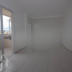 Apartamentos com 97m², 3 quartos, 3 suítes, 2 garagens, no bairro Coloninha em Florianópolis