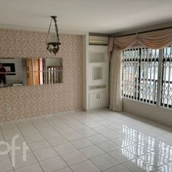 Casa Residencial com 164m², 3 quartos, 1 suíte, 2 garagens, no bairro Agronômica em Florianópolis