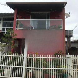 Casa Residencial com 80m², 2 quartos, 1 suíte, no bairro Rio tavares central em Florianópolis