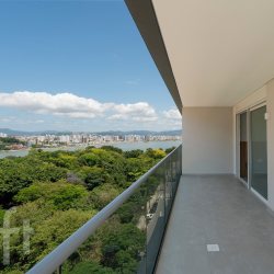 Apartamentos com 210m², 2 quartos, 2 suítes, 2 garagens, no bairro Centro em Florianópolis