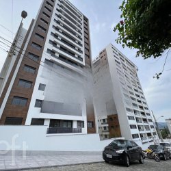 Apartamentos com 111m², 3 quartos, 1 suíte, 2 garagens, no bairro Agronômica em Florianópolis