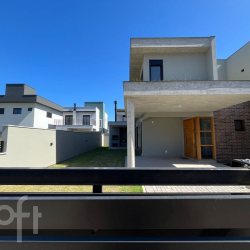 Casa Residencial com 175m², 3 quartos, 1 suíte, no bairro Rio tavares central em Florianópolis