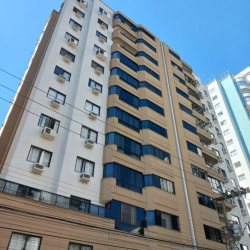 Apartamentos com 92m², 2 quartos, 1 suíte, 1 garagem, no bairro Centro em Balneário Camboriú