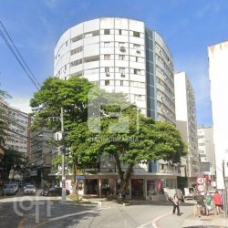 Apartamentos com 75m², 2 quartos, no bairro Centro em Florianópolis