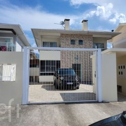 Apartamentos com 70m², 2 quartos, 1 suíte, 1 garagem, no bairro Nova Palhoca em Palhoça