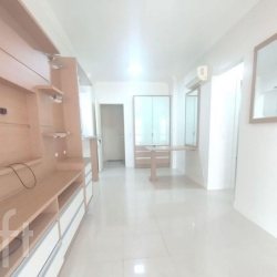 Apartamentos com 69m², 2 quartos, 1 suíte, 2 garagens, no bairro Itacorubi em Florianópolis