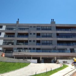 Apartamentos com 134m², 3 quartos, 3 suítes, 2 garagens, no bairro João Paulo em Florianópolis