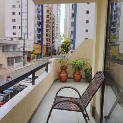 Apartamentos com 126m², 3 quartos, 1 suíte, 1 garagem, no bairro Centro em Balneário Camboriú