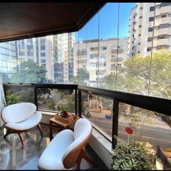 Apartamentos com 237m², 4 quartos, 2 suítes, 2 garagens, no bairro Centro em Florianópolis