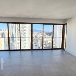 Apartamentos com 138m², 4 quartos, 4 suítes, 3 garagens, no bairro Centro em Balneário Camboriú