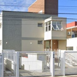 Apartamentos com 32m², 1 quarto, 1 garagem, no bairro Lagoa da Conceição em Florianópolis