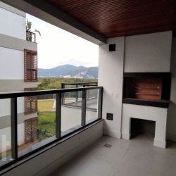 Apartamentos com 134m², 3 quartos, 3 suítes, 2 garagens, no bairro João Paulo em Florianópolis