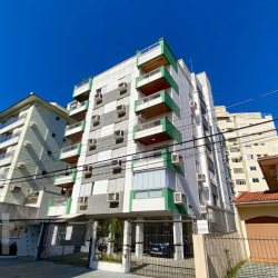 Apartamentos com 96m², 3 quartos, 1 suíte, 1 garagem, no bairro Trindade em Florianópolis