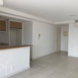 Apartamentos com 126m², 3 quartos, 2 suítes, 2 garagens, no bairro Lagoa Pequena em Florianópolis