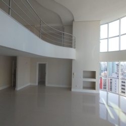 Apartamentos com 239m², 4 quartos, 4 suítes, 4 garagens, no bairro Centro em Balneário Camboriú