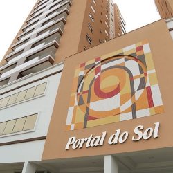 Apartamentos com 93m², 3 quartos, 1 suíte, 2 garagens, no bairro Barreiros em São José