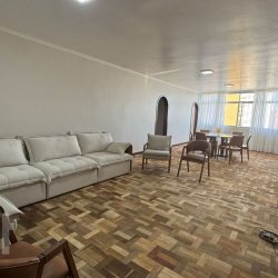 Apartamentos com 176m², 4 quartos, 2 suítes, 2 garagens, no bairro Centro em Balneário Camboriú