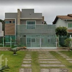 Casa Residencial com 300m², 4 quartos, 1 suíte, no bairro Ingleses em Florianópolis