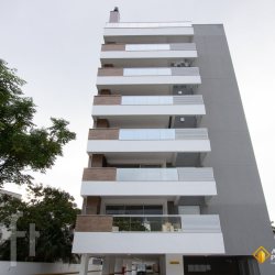 Apartamentos com 96m², 3 quartos, 1 suíte, 2 garagens, no bairro Itacorubi em Florianópolis