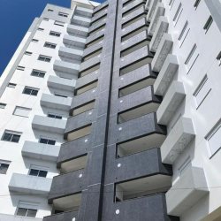 Apartamentos com 90m², 3 quartos, 1 suíte, 2 garagens, no bairro Itacorubi em Florianópolis