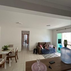 Apartamentos com 109m², 3 quartos, 1 suíte, 2 garagens, no bairro Ingleses em Florianópolis