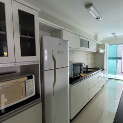 Apartamentos com 87m², 2 quartos, 1 suíte, 1 garagem, no bairro Centro em Balneário Camboriú