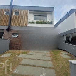 Casa Residencial com 140m², 3 quartos, 3 suítes, no bairro Campeche Central em Florianópolis