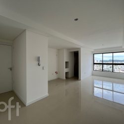 Apartamentos com 75m², 3 quartos, 1 suíte, 2 garagens, no bairro Centro em Balneário Camboriú