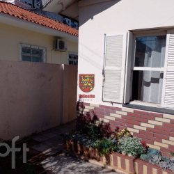 Casa Residencial com 140m², 3 quartos, 1 garagem, no bairro Estreito em Florianópolis