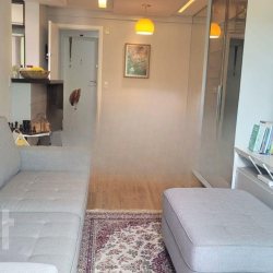 Apartamentos com 77m², 2 quartos, 1 suíte, 2 garagens, no bairro Itacorubi em Florianópolis