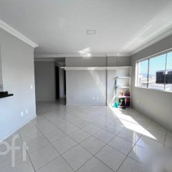 Apartamentos com 65m², 3 quartos, 1 suíte, 2 garagens, no bairro Centro em Balneário Camboriú