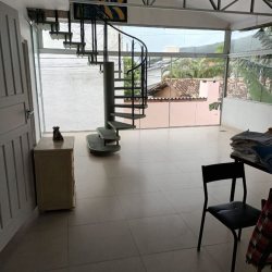 Casa Residencial com 169m², 3 quartos, 1 suíte, 2 garagens, no bairro Ponta das Canas em Florianópolis