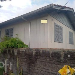 Casa Residencial com 100m², 4 quartos, 1 garagem, no bairro Barreiros em São José