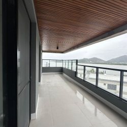 Apartamentos com 162m², 3 quartos, 3 suítes, 4 garagens, no bairro João Paulo em Florianópolis