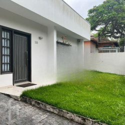 Casa Residencial com 200m², 3 quartos, 1 suíte, no bairro Bom abrigo em Florianópolis