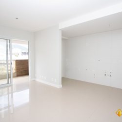 Apartamentos com 77m², 2 quartos, 2 suítes, 1 garagem, no bairro Itacorubi em Florianópolis