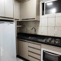 Apartamentos com 33m², 1 quarto, no bairro Kobrasol em São José