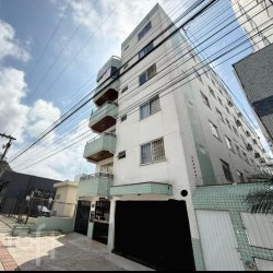 Apartamentos com 70m², 2 quartos, 1 garagem, no bairro Centro em Balneário Camboriú