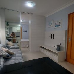 Apartamentos com 32m², 1 quarto, 1 suíte, 1 garagem, no bairro Centro em Florianópolis