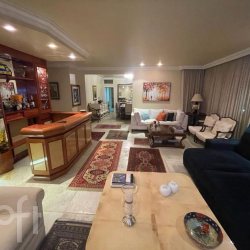 Apartamentos com 224m², 4 quartos, 2 suítes, 2 garagens, no bairro Centro em Florianópolis