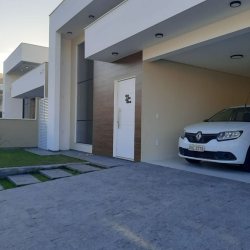 Casa Residencial com 187m², 3 quartos, 1 suíte, 2 garagens, no bairro Cidade Universitaria Pedra Branca em Palhoça