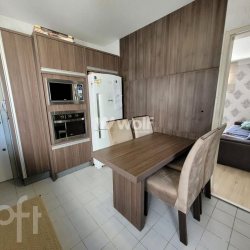 Apartamentos com 83m², 3 quartos, 1 suíte, 2 garagens, no bairro Capoeiras em Florianópolis