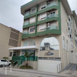 Apartamentos com 77m², 2 quartos, 1 suíte, 1 garagem, no bairro Estreito em Florianópolis