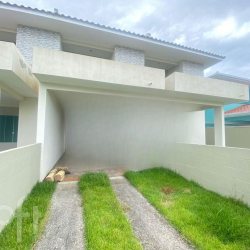 Casa Residencial com 95m², 2 quartos, 2 suítes, 2 garagens, no bairro Ingleses em Florianópolis