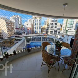 Apartamentos com 123m², 3 quartos, 3 suítes, 2 garagens, no bairro Centro em Balneário Camboriú